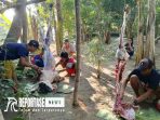 Riea Salon Bagikan Daging Kurban ke Warga Tidak Mampu Riea Salon Bagikan Daging Kurban ke Warga Tidak Mampu.