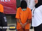 Pelaku ‘J’ pembuang bayi di Desa Pabian, Kecamatan Kota, Kabupaten Sumenep.