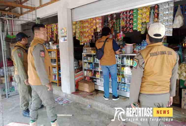 Bea cukai Madura Bersama Satuan Polisi pamong, Kejaksaan, Polri-TNI, Polisi Militer (CPM) gencar melakukan operasi gabungan "Budayakan Rokok Legal" ke toko kelontong.
