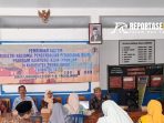 Tim Verifikator BPPI JBN bersama Pendamping DLH Provinsi Jawa Timur, Pendamping DLH Kabupaten Probolinggo dan Ketua Tim Proklim Desa Sumberkare Marhapi (Ketua Poktan Sumber Makmur I) Tim Verifikator BPPI JBN bersama Pendamping DLH Provinsi Jawa Timur, Pendamping DLH Kabupaten Probolinggo dan Ketua Tim Proklim Desa Sumberkare Marhapi (Ketua Poktan Sumber Makmur I)