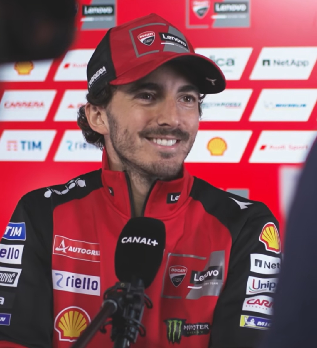 Pecco siap terima tantangan Marquez