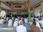Sebanyak 50 orang Warga Binaan Santri Lembaga Pemasyarakatan Kelas IIA Banyuwangi Kantor Wilayah Kementerian Hukum dan Hak Asasi Manusia Jawa Timur melaksanakan giat rutinan Sebanyak 50 orang Warga Binaan Santri Lembaga Pemasyarakatan Kelas IIA Banyuwangi Kantor Wilayah Kementerian Hukum dan Hak Asasi Manusia Jawa Timur melaksanakan giat rutinan