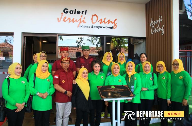 Diresmikannya Galeri Osing Jeruji Lapas Banyuwangi oleh Ketua Umum Paguyuban Ibu-Ibu Pemasyarakatan (PIPAS), Anna Reynhard,