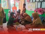 Pendampingan program Bulan Imunisasi Anak Sekolah (BIAS) yang dilaksanakan di SDN Grobogan 03, Kecamatan Kedungjajang