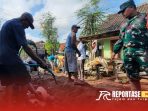 Kegiatan kerja bakti pembuatan jalan menuju Pemakaman Umum