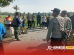 Serma Mansur melaksanakan pendampingan kegiatan pengendalian Organisme Pengganggu Tanaman (OPT Serma Mansur melaksanakan pendampingan kegiatan pengendalian Organisme Pengganggu Tanaman (OPT