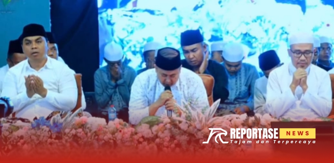 Caption : Tangkap layar Kyai Ayatullah Mubarok Pengasih PP Darussalam Al Faisholiyah Aeng Cellep Bunten Barat(tengah) bun widjan (kiri) KH Muhammad bin muafi zaini Calon Bupati Sampang (kanan)