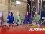 Nyai Ita dan Hj Vany Saat berkunjung Ke Nyai Pimpinan Ponpes di Sampang Nyai Ita dan Hj Vany Saat berkunjung Ke Nyai Pimpinan Ponpes di Sampang