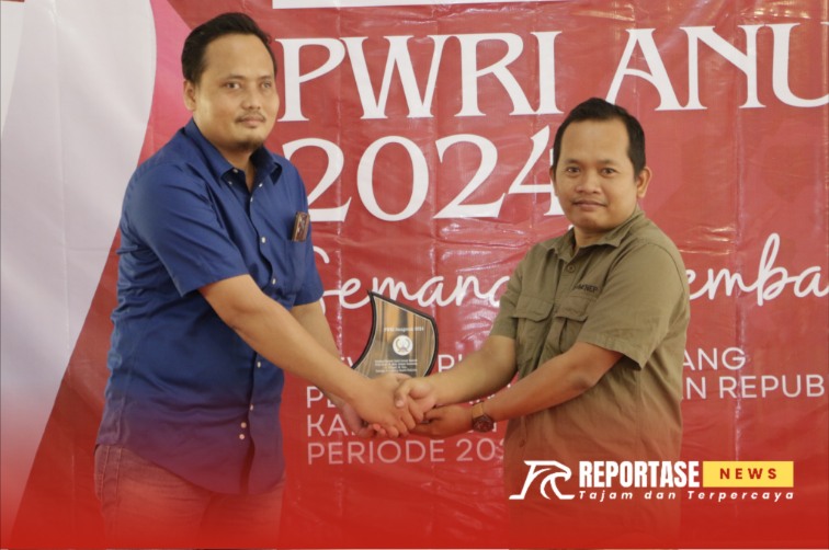 Direktur Rumah Sakit Umum Daerah (RSUD) dr. H. Moh. Anwar Sumenep, dr. Erliyati, M.Kes.,