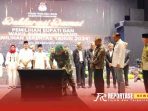 Mengajak kepada seluruh masyarakat Lumajang untuk tetap menjaga persatuan