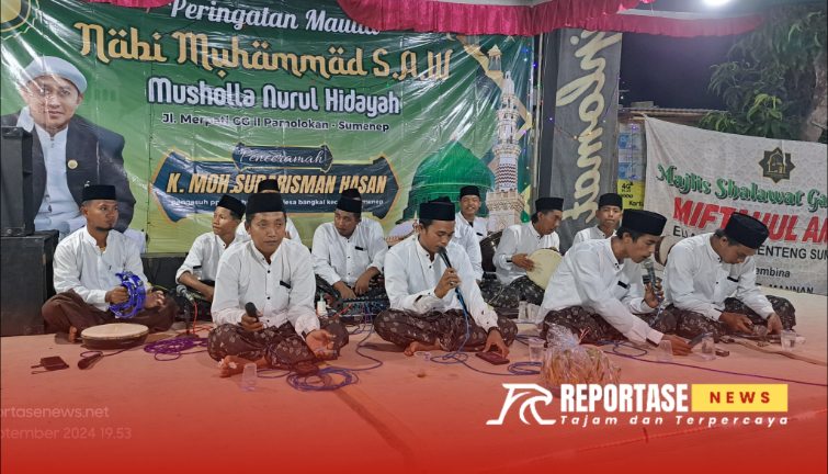 Foto: Grup hadrah Al-Banjari Miftahul Amal di bawah asuhan KH. Abd. Manan dari Desa Ellak Daya, @by_reportasenews.net