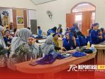 Warga Binaan Perempuan Lembaga Pemasyarakatan (Lapas) Kelas IIA Banyuwangi saat ikuti Pelatihan Tata Rias Wajah (Make Up)