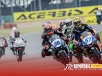 Dua pembalap muda Indonesia, Aldi dan Galang, menunjukkan performa gemilang di sesi Superpole World Supersport 300 (WSSP300) Dua pembalap muda Indonesia, Aldi dan Galang, menunjukkan performa gemilang di sesi Superpole World Supersport 300 (WSSP300)