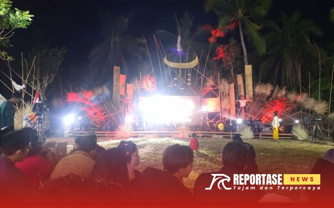 Komunitas Kampoeng Jerami sukses besar menggelar acara malam Pentas Karya "Maulid Sastra Gunung Moncek",