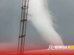 angin puting beliung berputar kencang dari arah timur, angin puting beliung berputar kencang dari arah timur,