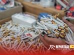 Foto: Rokok ilegal semakin merajai pasar di Kabupaten Sumenep. @by_reportasenews.net Foto: Rokok ilegal semakin merajai pasar di Kabupaten Sumenep. @by_reportasenews.net
