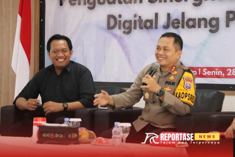 Kapolres Sumenep AKBP Henri Noveri Santoso bersama Ketua KKD Kominfo Jawa Timur, Arief Rahman. @by_reportasenews.net