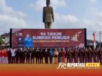 Foto: Ketua DPRD Blitar setelah upacara Peringatan Hari Sumpah Pemuda ke-96, @by_reportasenews.net Foto: Ketua DPRD Blitar setelah upacara Peringatan Hari Sumpah Pemuda ke-96, @by_reportasenews.net