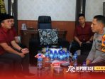 Foto: Kapolresta Banyuwangi Kombes Pol. Rama Samtama Putra saat melakukan kunjungan ke Lapas Kelas IIA Banyuwangi, @by_reportasenews.net Foto: Kapolresta Banyuwangi Kombes Pol. Rama Samtama Putra saat melakukan kunjungan ke Lapas Kelas IIA Banyuwangi, @by_reportasenews.net