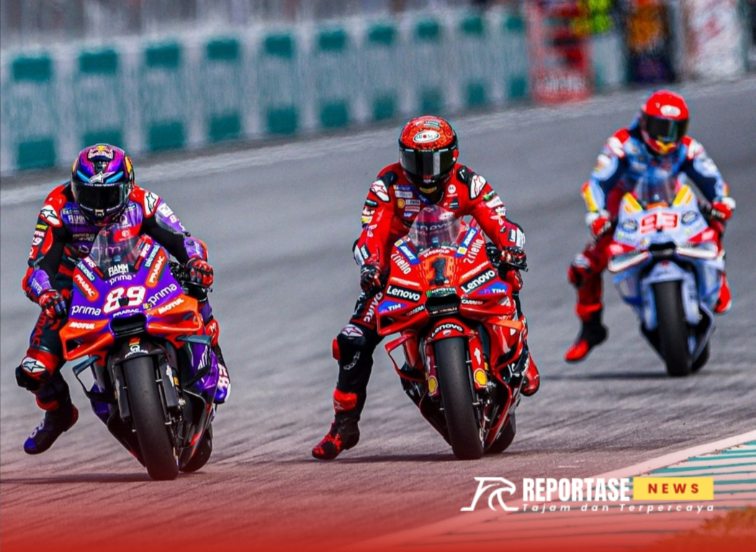 Foto: Pembalap Ducati Lenovo, Francesco Bagnaia (tengah), Jorge Martin dari Prima Pramac Racing (depan) dan Marc Marquez Gresini Ducati (belakang) saat sesi kualifikasi MotoGP Malaysia di Sirkuit Internasional Sepang, Sepang, @by_reportasenews.net